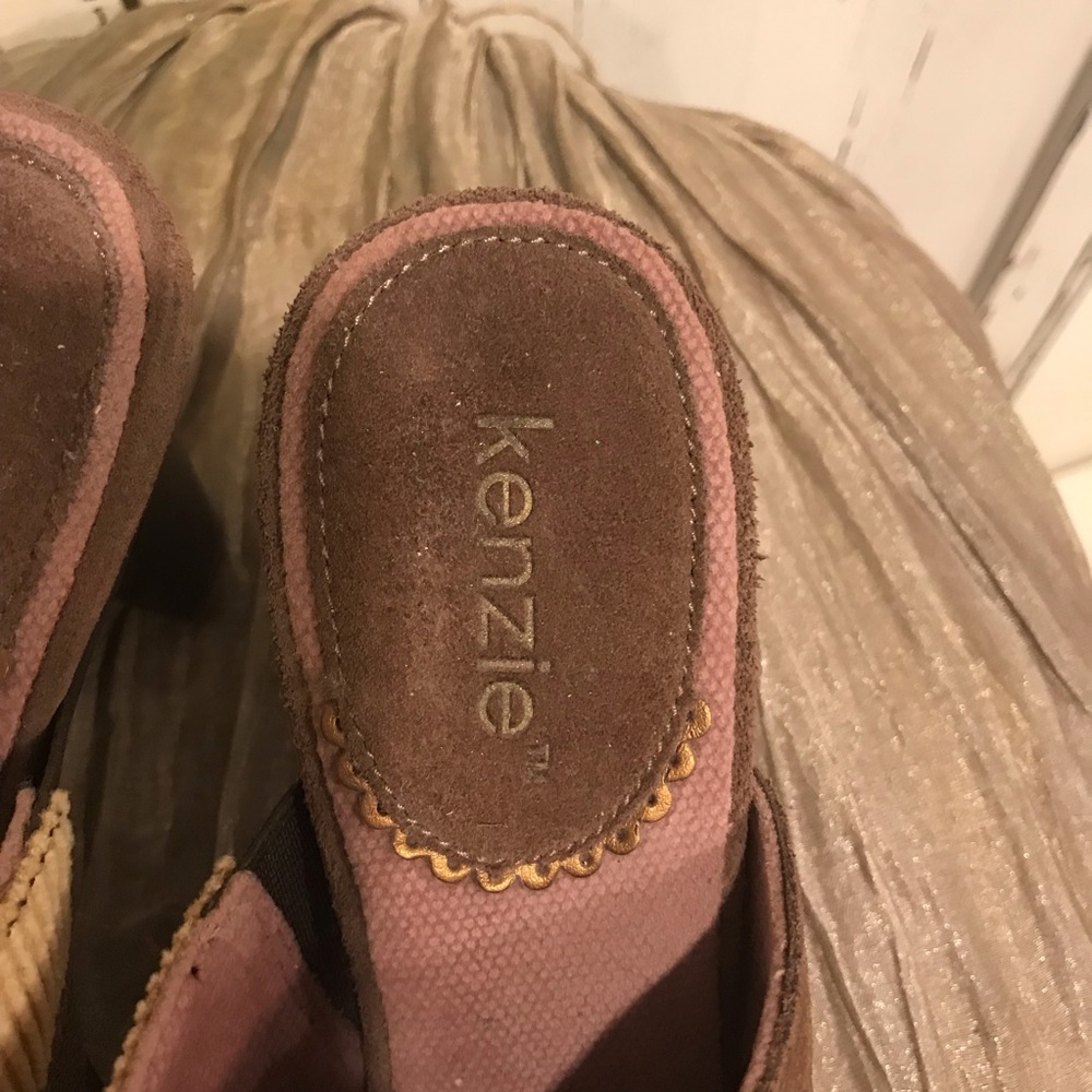 Kenzie Mules With Patchwork Design - image 6